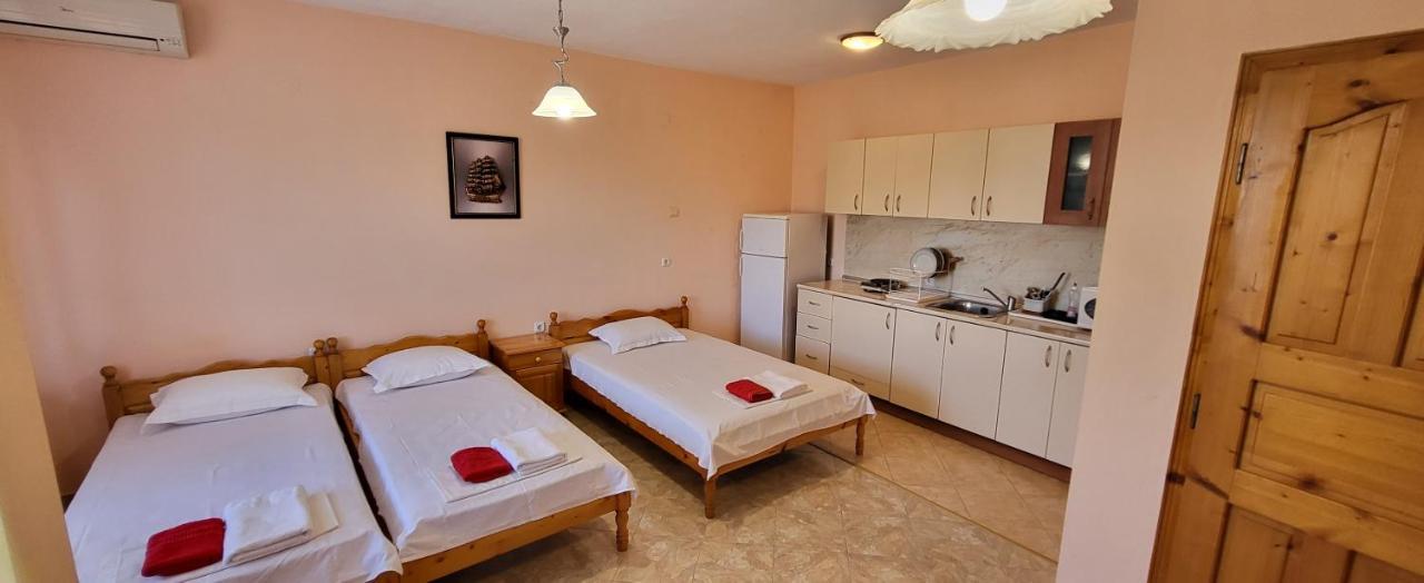 Amfora Guest House 比亚拉 外观 照片