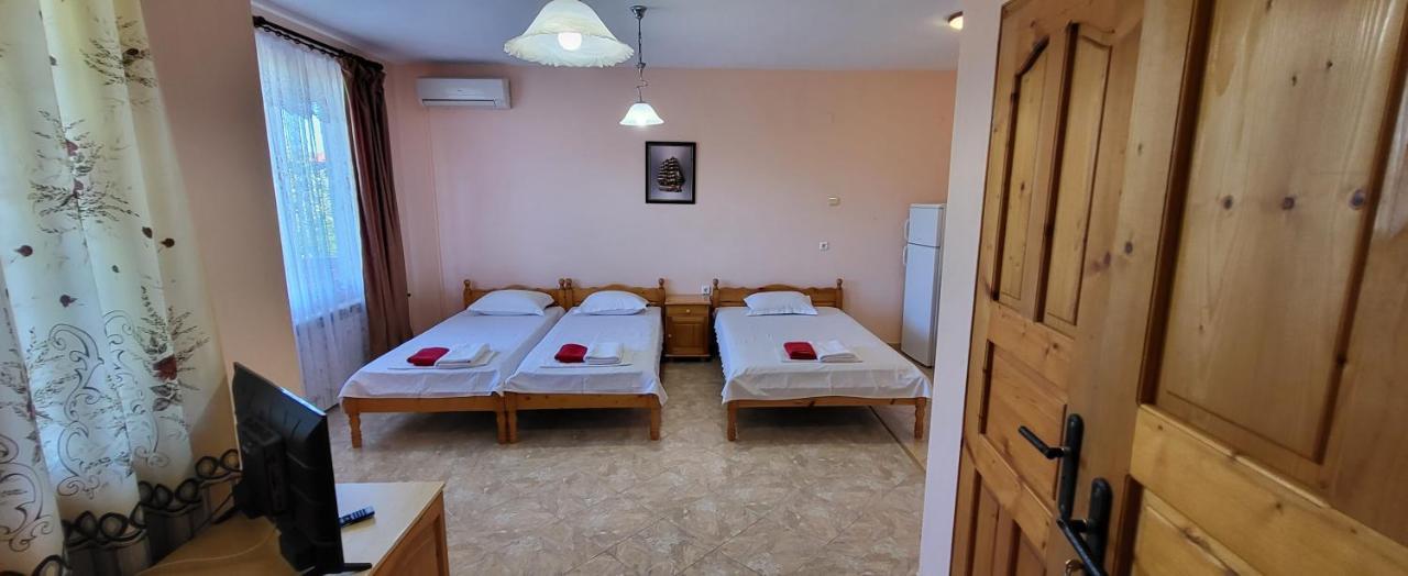 Amfora Guest House 比亚拉 外观 照片