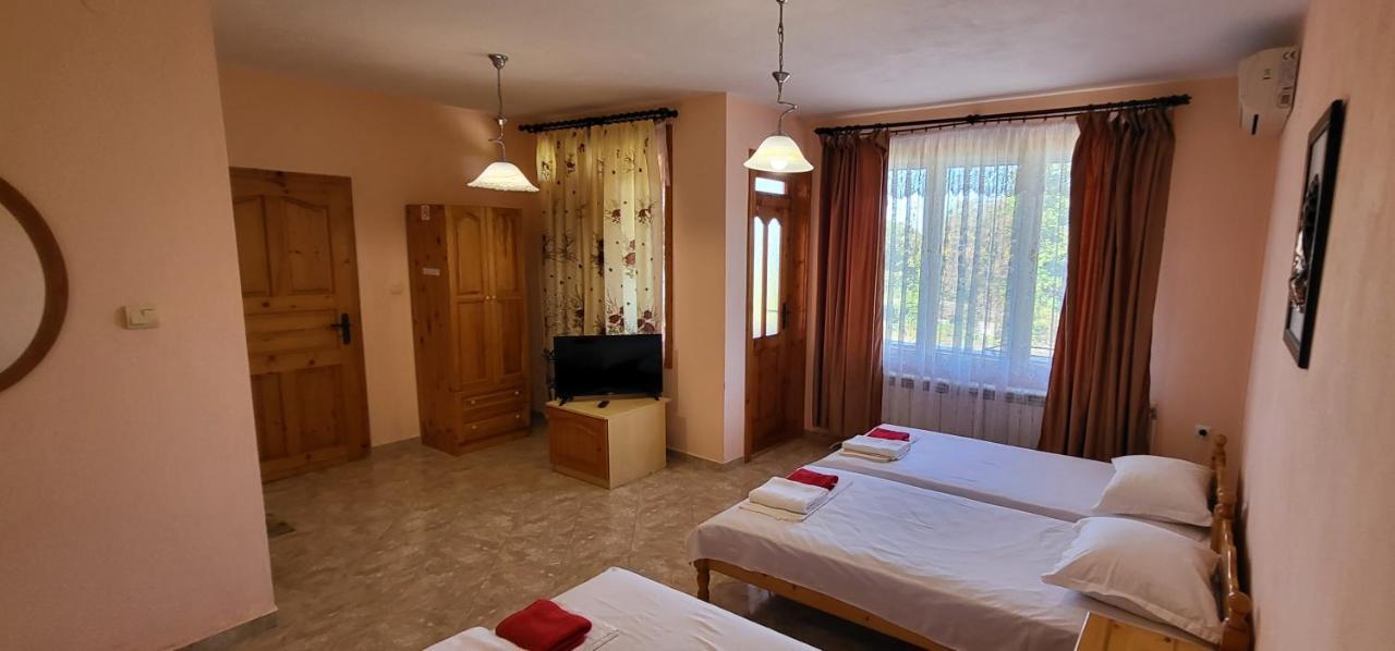 Amfora Guest House 比亚拉 外观 照片