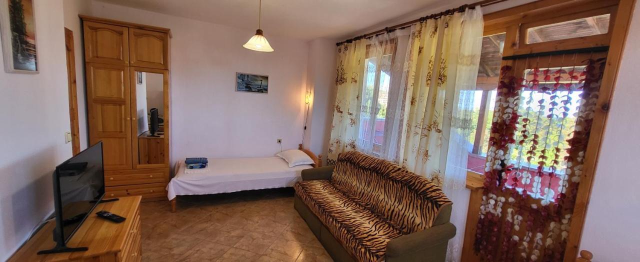 Amfora Guest House 比亚拉 外观 照片
