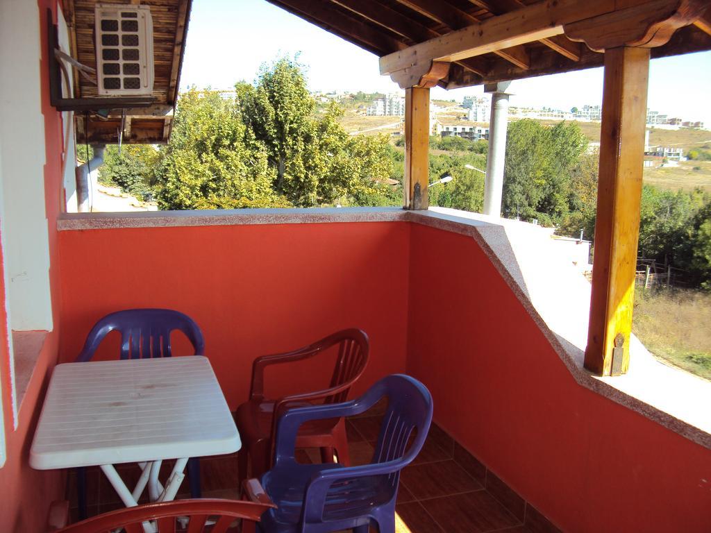 Amfora Guest House 比亚拉 外观 照片